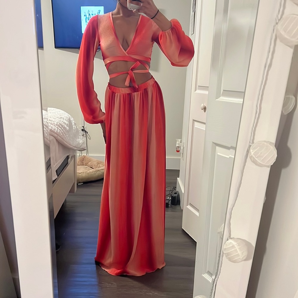 Two Piece Set